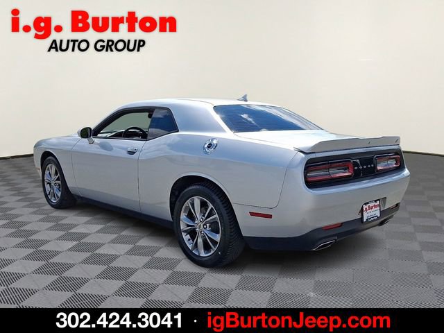 Used 2020 Dodge Challenger SXT w/ Driver Convenience Group AWD/4WD image 4