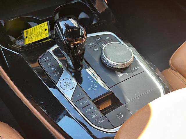 Certified 2025 BMW X4 xDrive30i AWD/4WD image 22