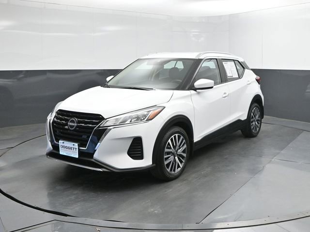 Used 2023 Nissan Kicks SV image 8
