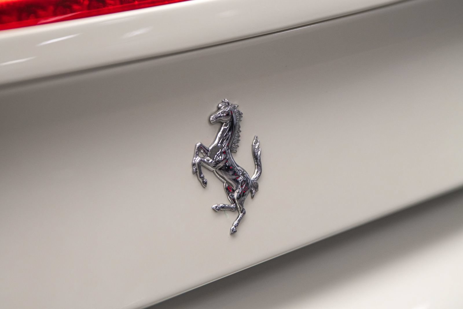 Used 2018 Ferrari 488 Spider RWD image 45
