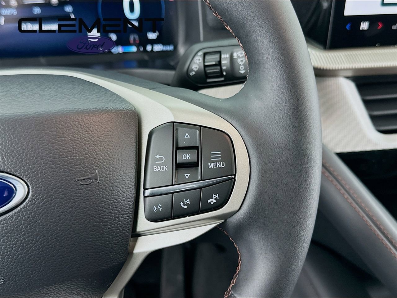 New 2026 Ford Explorer Active image 16