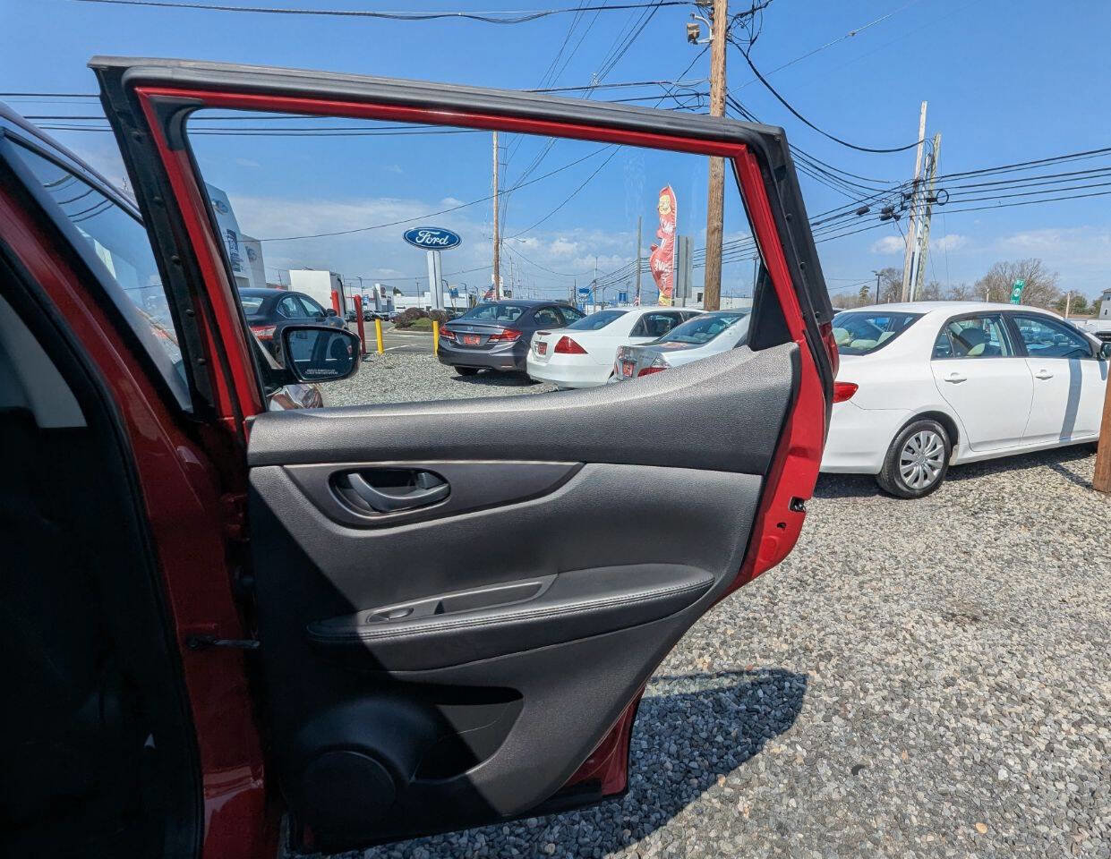 Used 2018 Nissan Rogue Sport S w/ S Appearance Package image 17