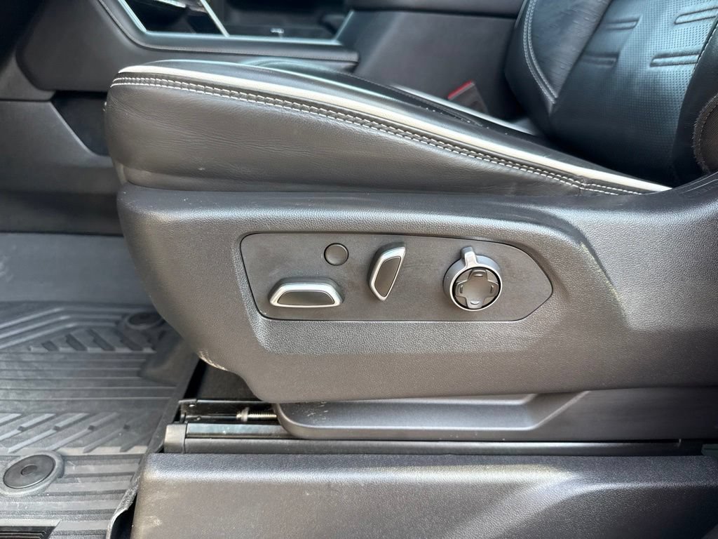 Used 2025 GMC Sierra 2500 AT4X w/ AT4X AEV Edition AWD/4WD image 25