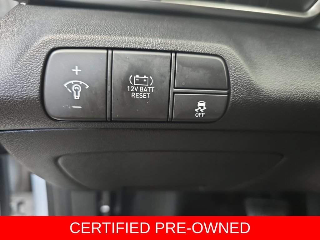 Certified 2025 Hyundai Elantra Hybrid FWD image 26