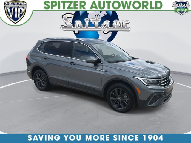 Used 2024 Volkswagen Tiguan SE AWD/4WD image 2