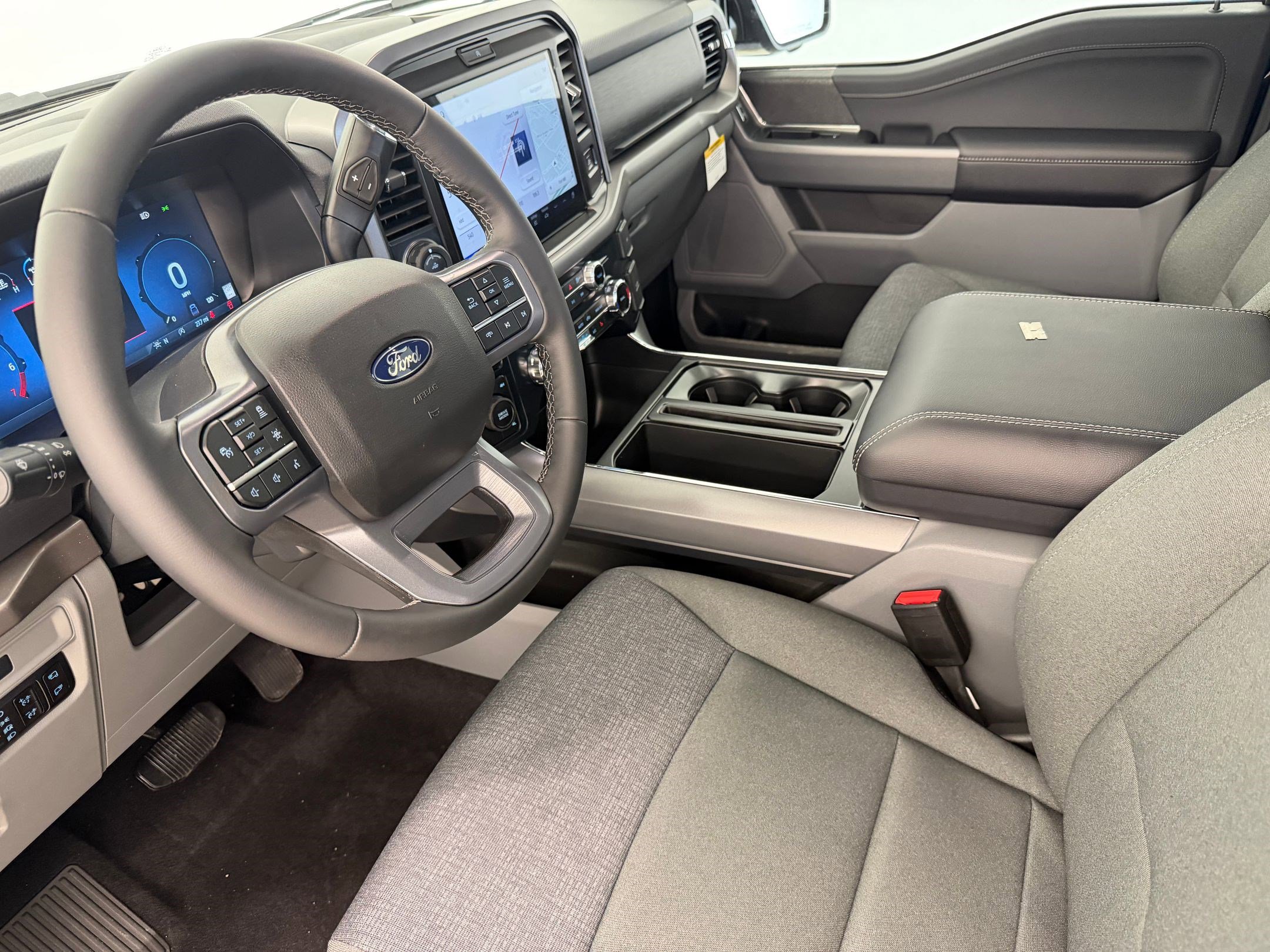 New 2026 Ford F150 XLT w/ Equipment Group 302A MID image 4