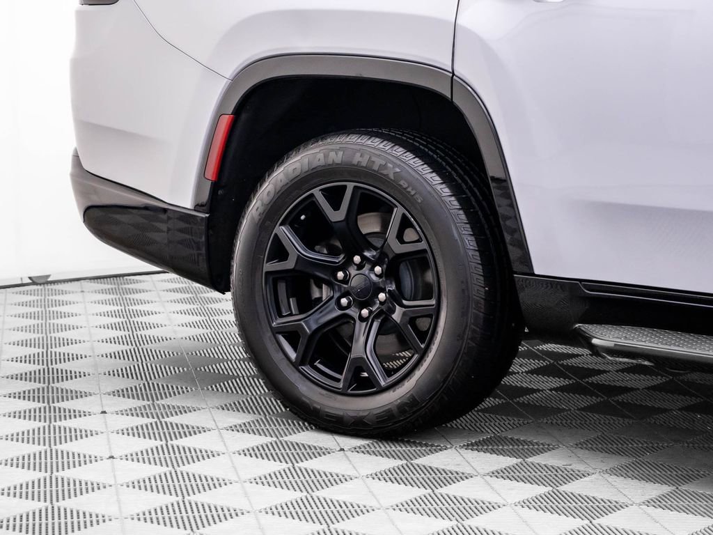 Used 2023 Jeep Wagoneer Series II image 39