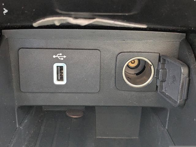 Used 2018 Ford Explorer Sport image 27