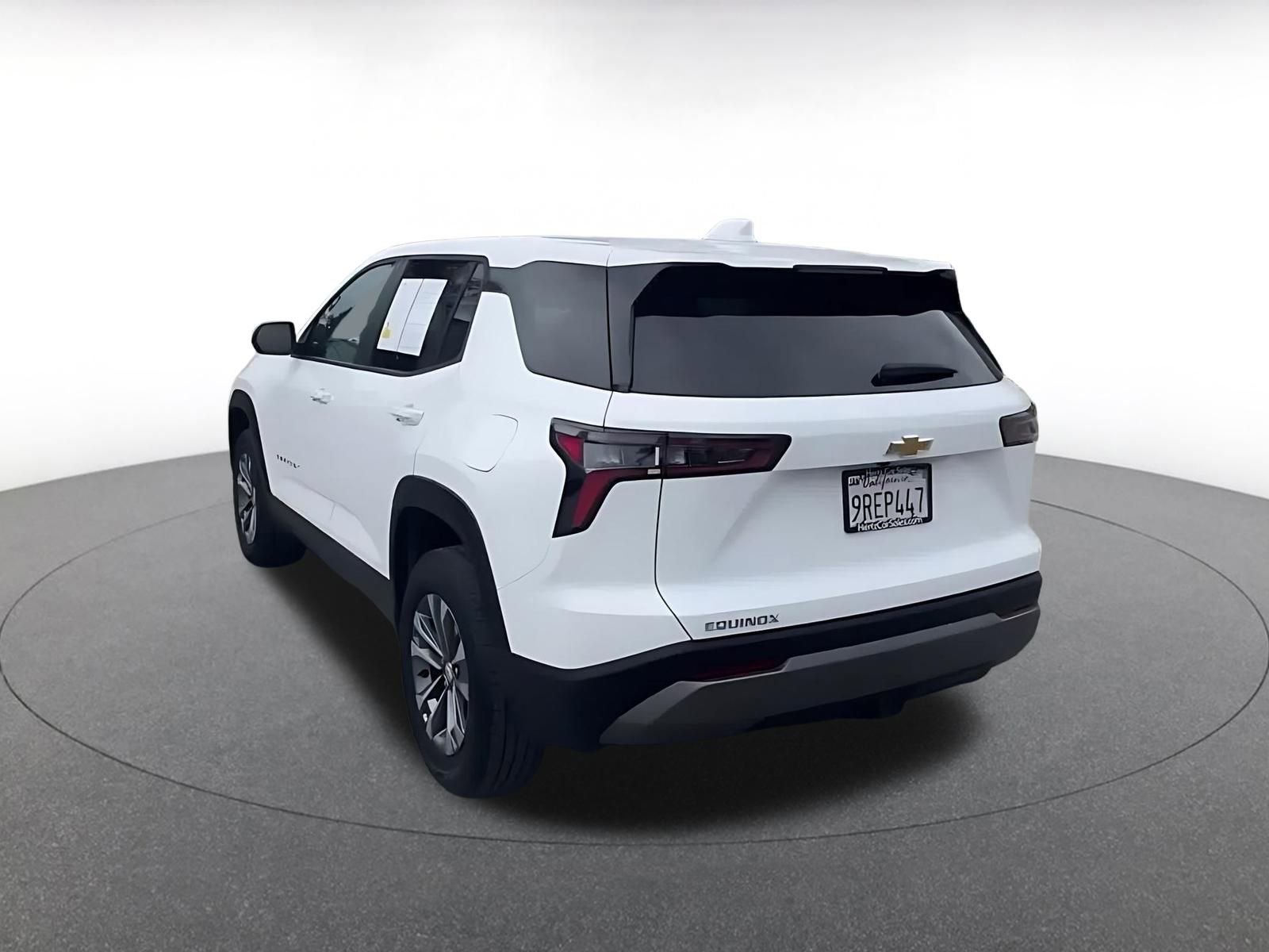 Used 2025 Chevrolet Equinox LT image 11