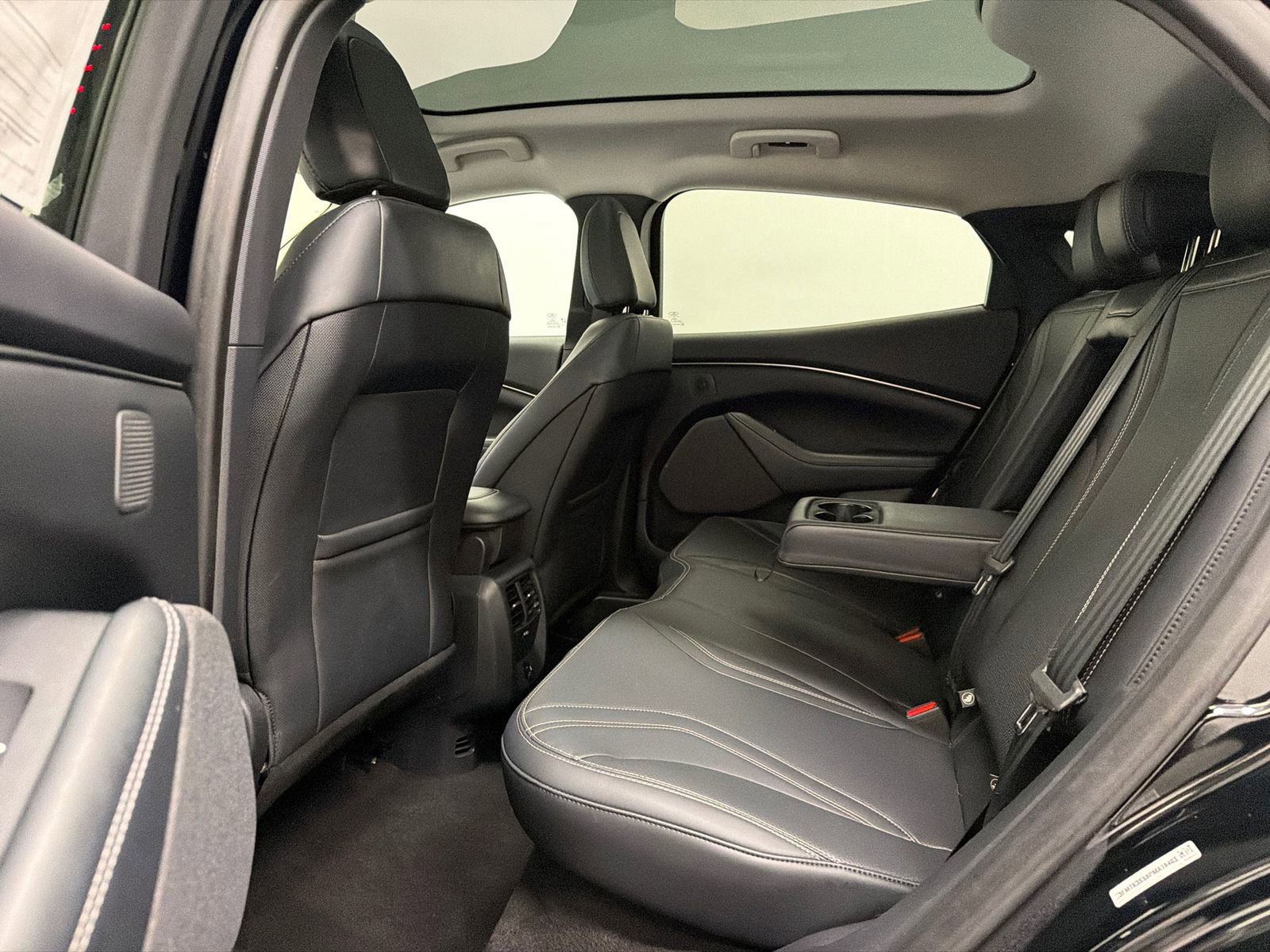 Used 2023 Ford Mustang Mach-E Premium image 18