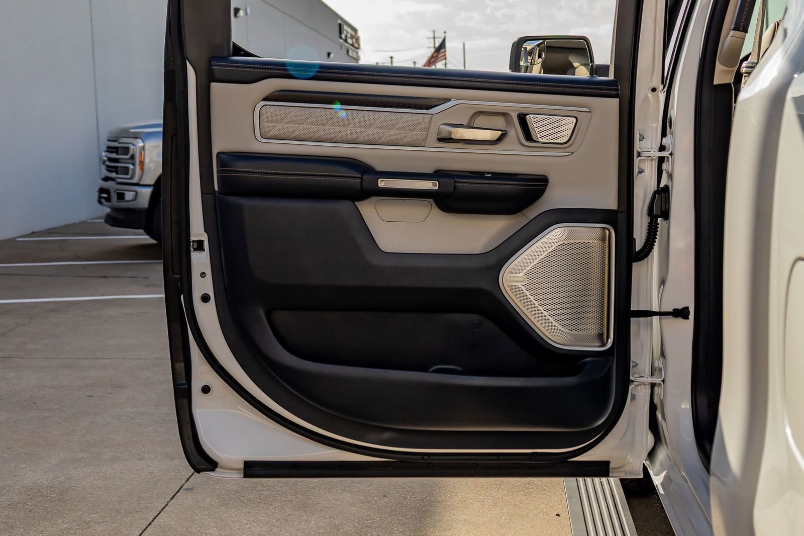 Used 2025 RAM 1500 Tungsten w/ Off Road Group image 38