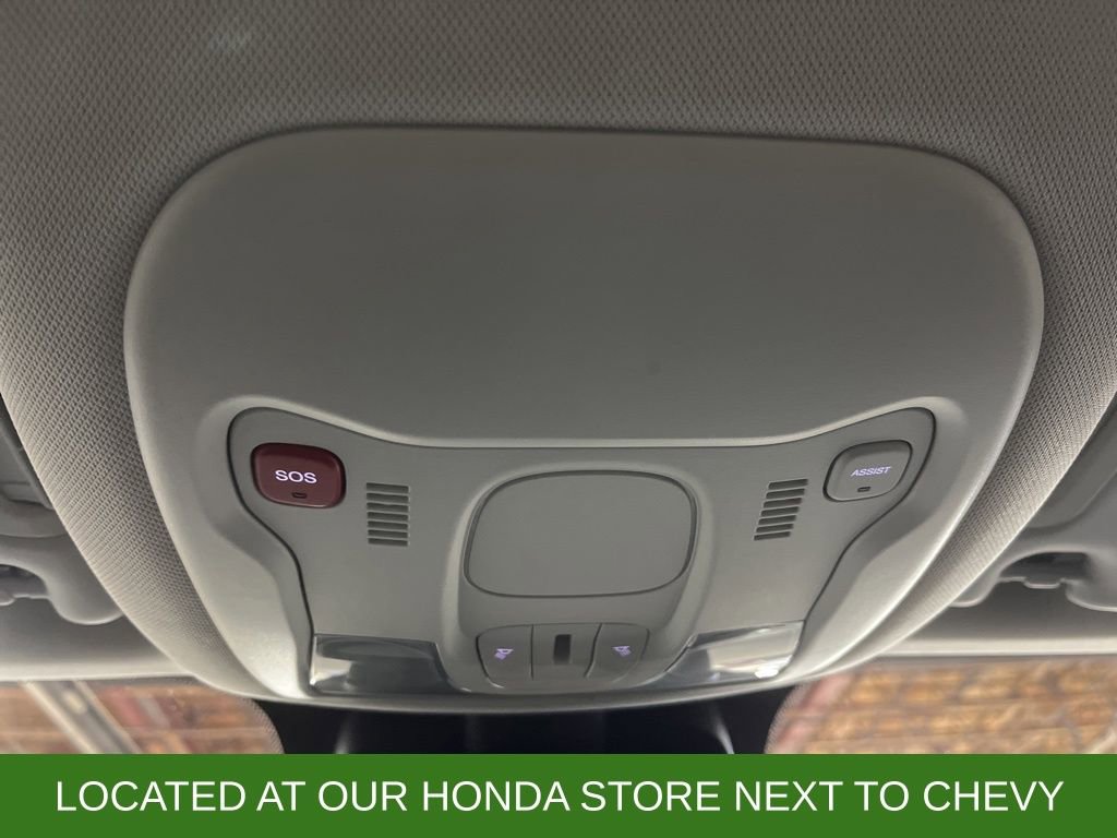 Used 2019 Jeep Renegade Trailhawk w/ UConnect 8.4 Nav Group image 16