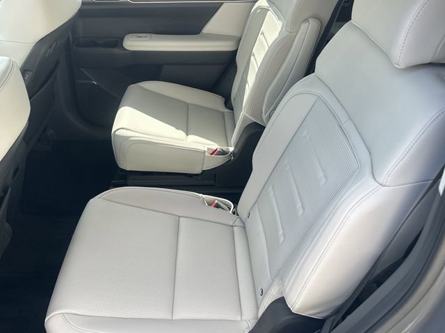 Used 2024 Hyundai Santa Fe Calligraphy image 17