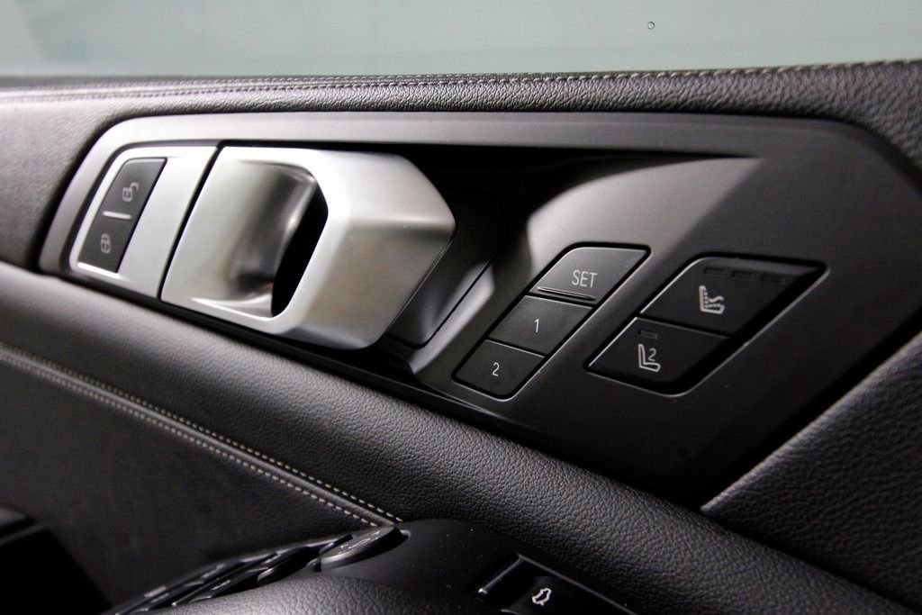 Used 2019 BMW X5 xDrive50i AWD/4WD image 16