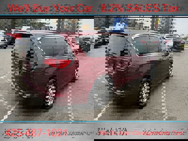 Used 2023 Chrysler Voyager LX image 8