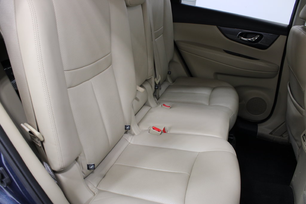 Used 2016 Nissan Rogue SL FWD image 20