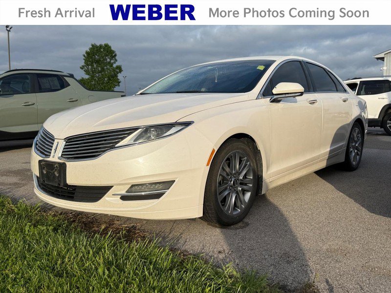 Used 2015 Lincoln MKZ FWD image 1