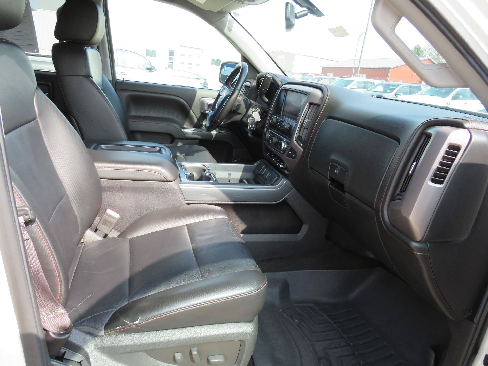 Used 2015 GMC Sierra 1500 SLT w/ All-Terrain Package AWD/4WD image 10