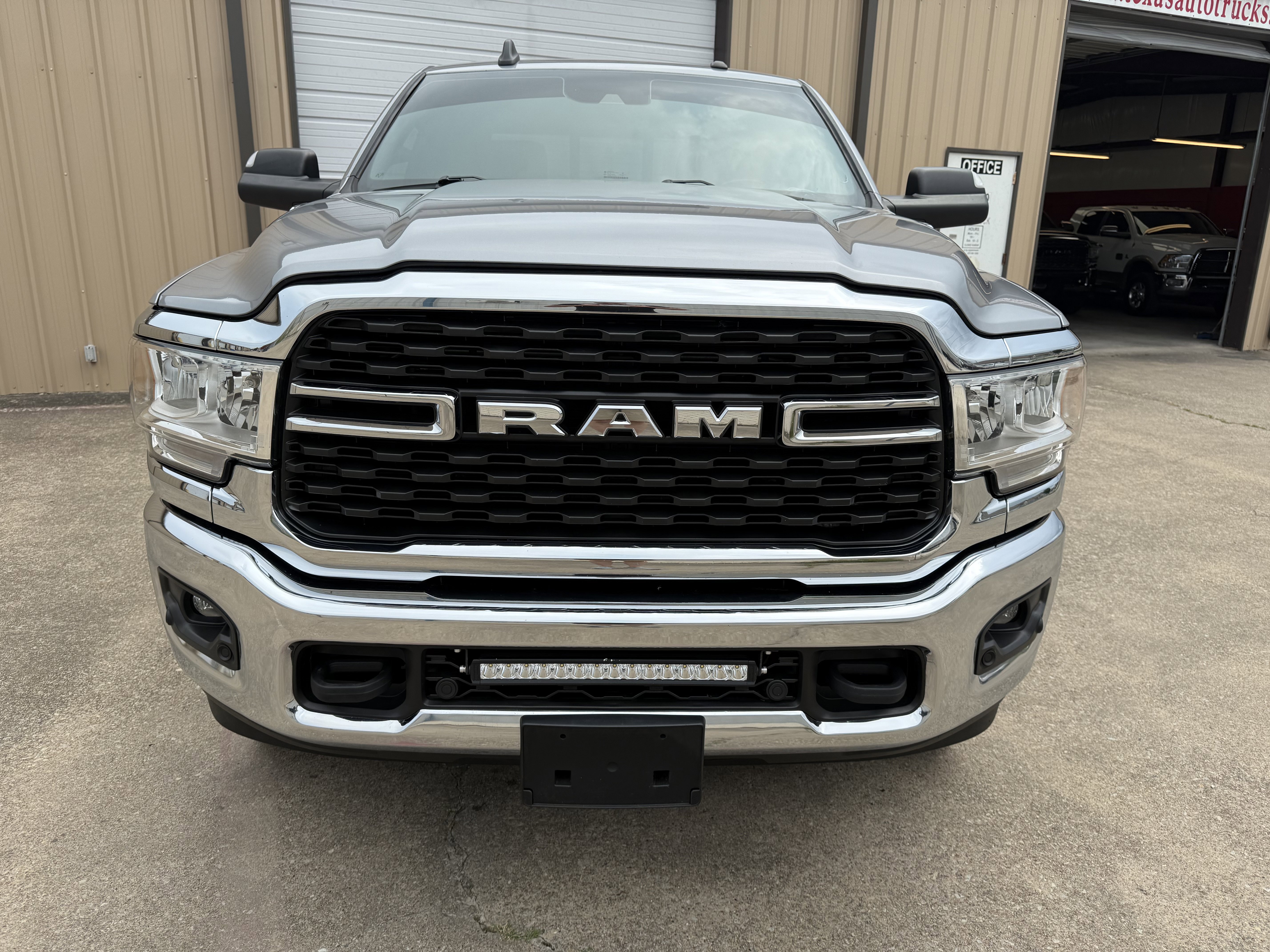 Used 2022 RAM 3500 Lone Star w/ Level C Equiment Group image 3