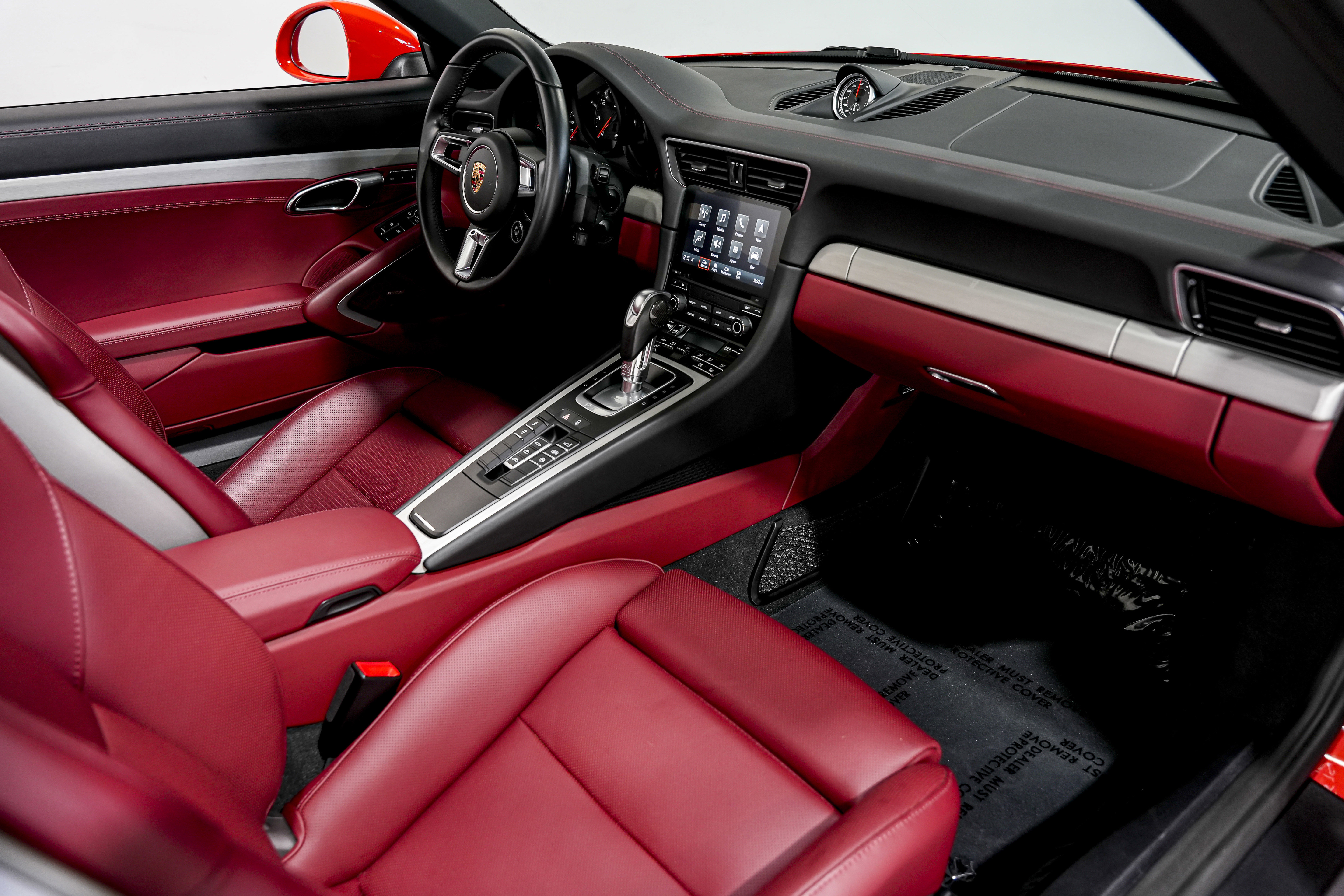 Used 2018 Porsche 911 Carrera GTS image 32