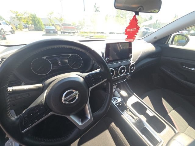 Used 2022 Nissan Sentra SV FWD image 25