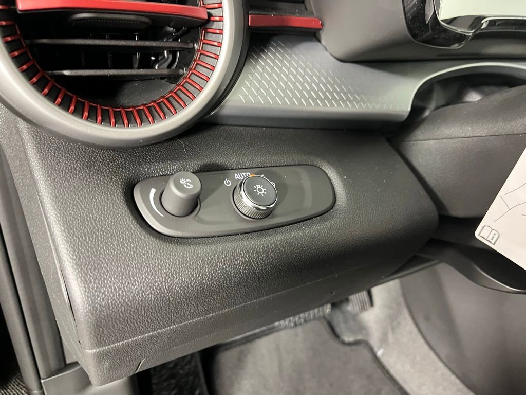 New 2026 Chevrolet Trax RS image 25