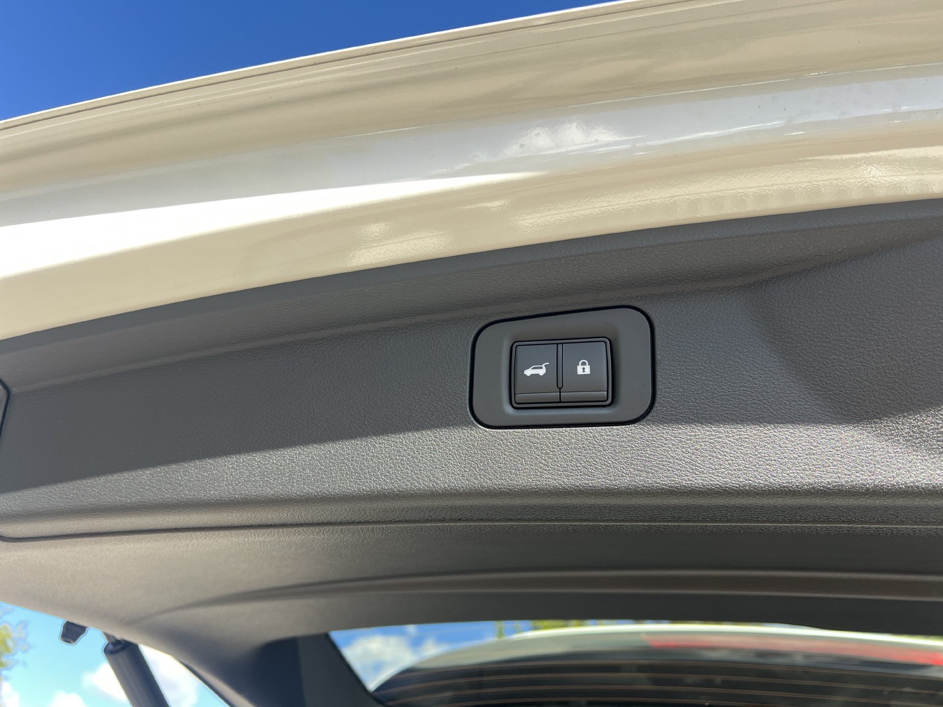New 2026 Nissan Armada SL AWD/4WD image 21