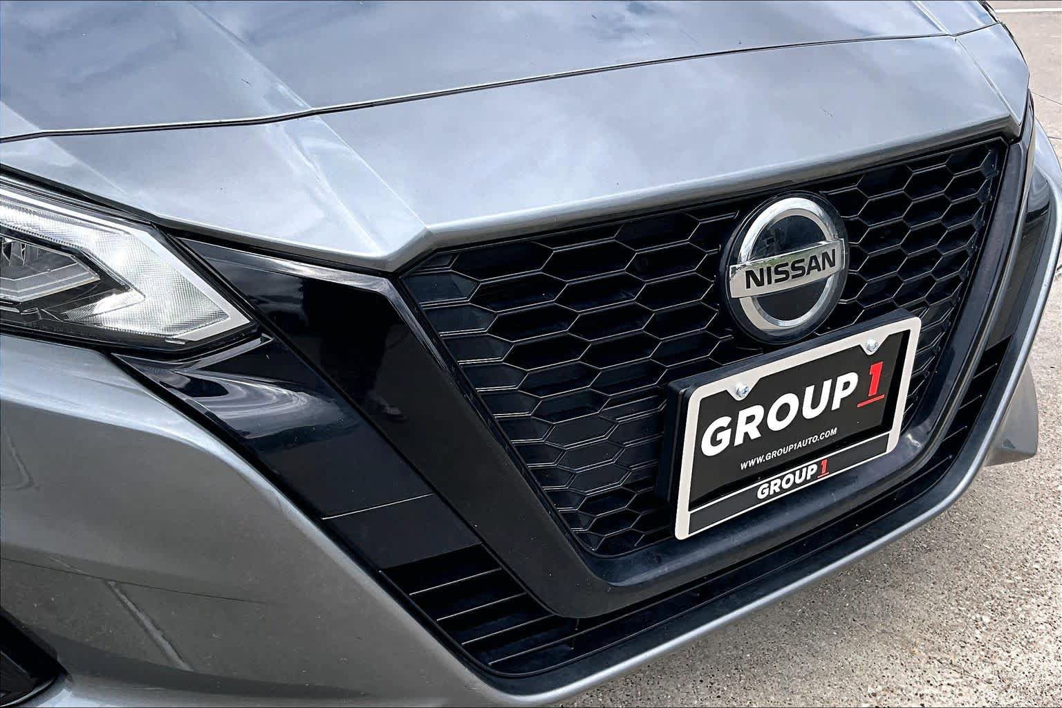 Used 2022 Nissan Altima 2.5 SR w/ Midnight Edition Package FWD image 27