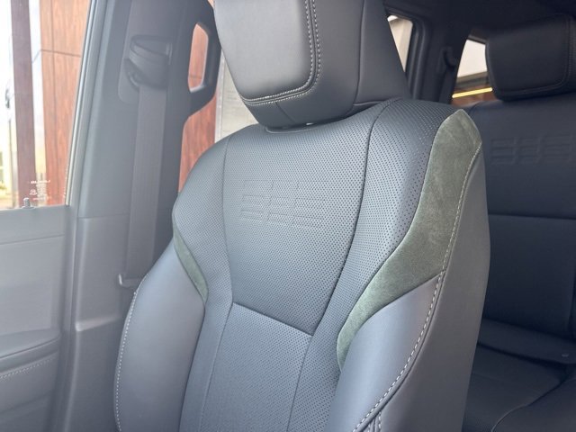 New 2025 Lexus GX 550 image 27