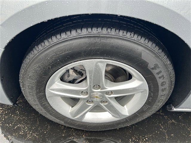 Used 2023 Chevrolet Malibu LS image 16