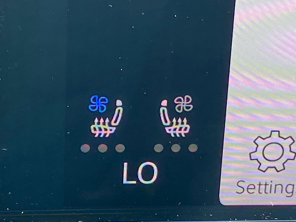 Certified 2024 Volkswagen GTI SE w/ SE Leather Seats Package image 18