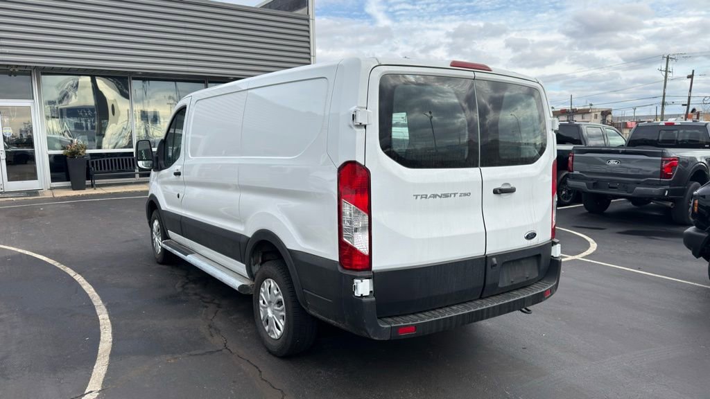 Used 2024 Ford Transit 250 Low Roof w/ Exterior Upgrade Package image 5