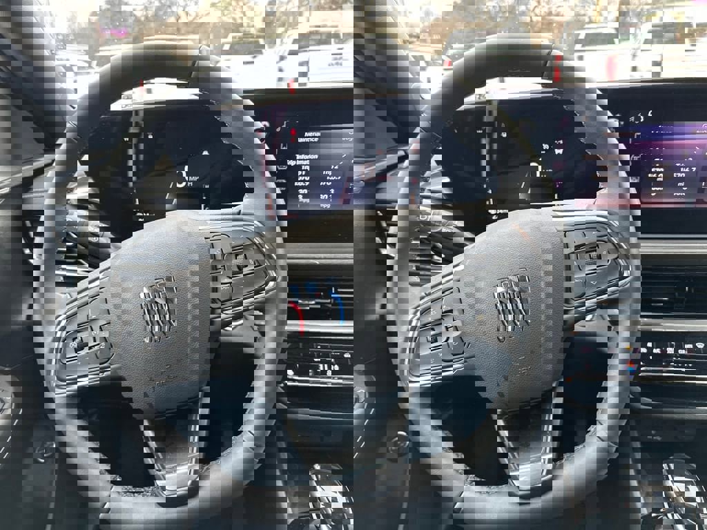 Used 2024 Buick Envista Avenir image 15