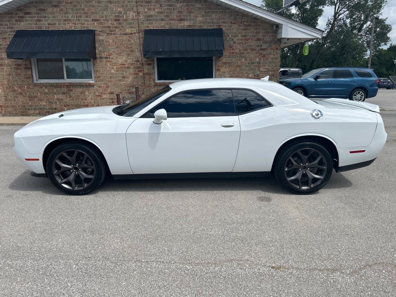Used 2019 Dodge Challenger SXT w/ Plus Package RWD image 10