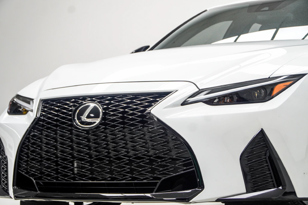Used 2024 Lexus IS 350 F Sport RWD image 2