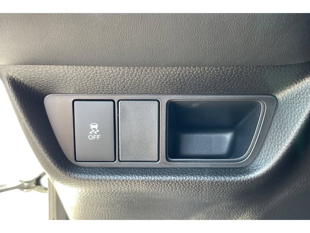 Certified 2027 Honda HR-V LX image 38
