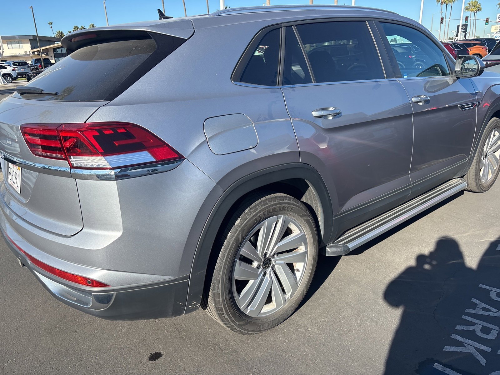 Used 2023 Volkswagen Atlas Cross Sport SE image 6