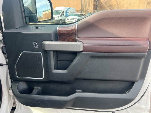 Used 2016 Ford F150 Platinum w/ Equipment Group 701A Luxury image 9