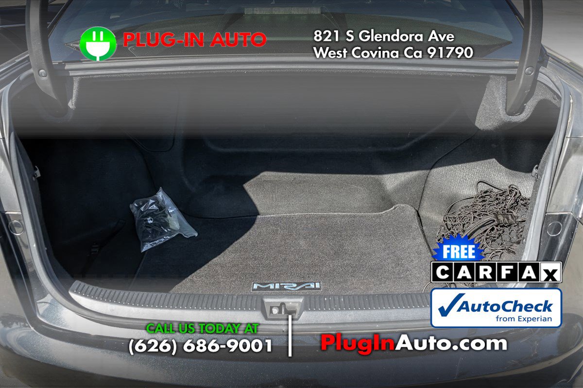 Used 2016 Toyota Mirai image 11