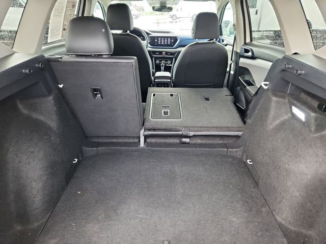 Used 2024 Volkswagen Taos SE image 30