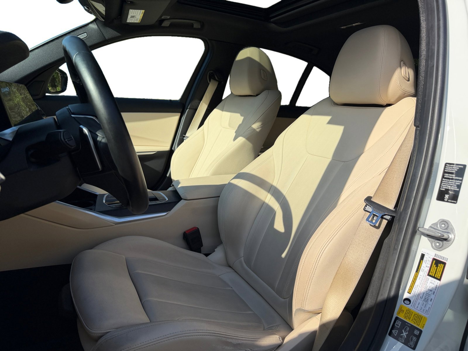 Used 2021 BMW 330i xDrive Sedan w/ Convenience Package AWD/4WD image 10