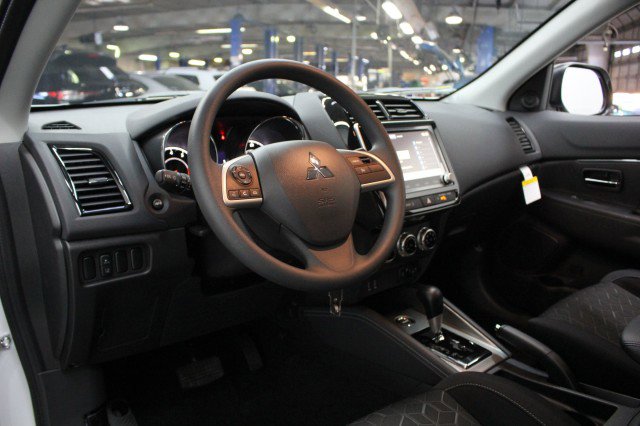 New 2026 Mitsubishi Outlander Sport ES image 5