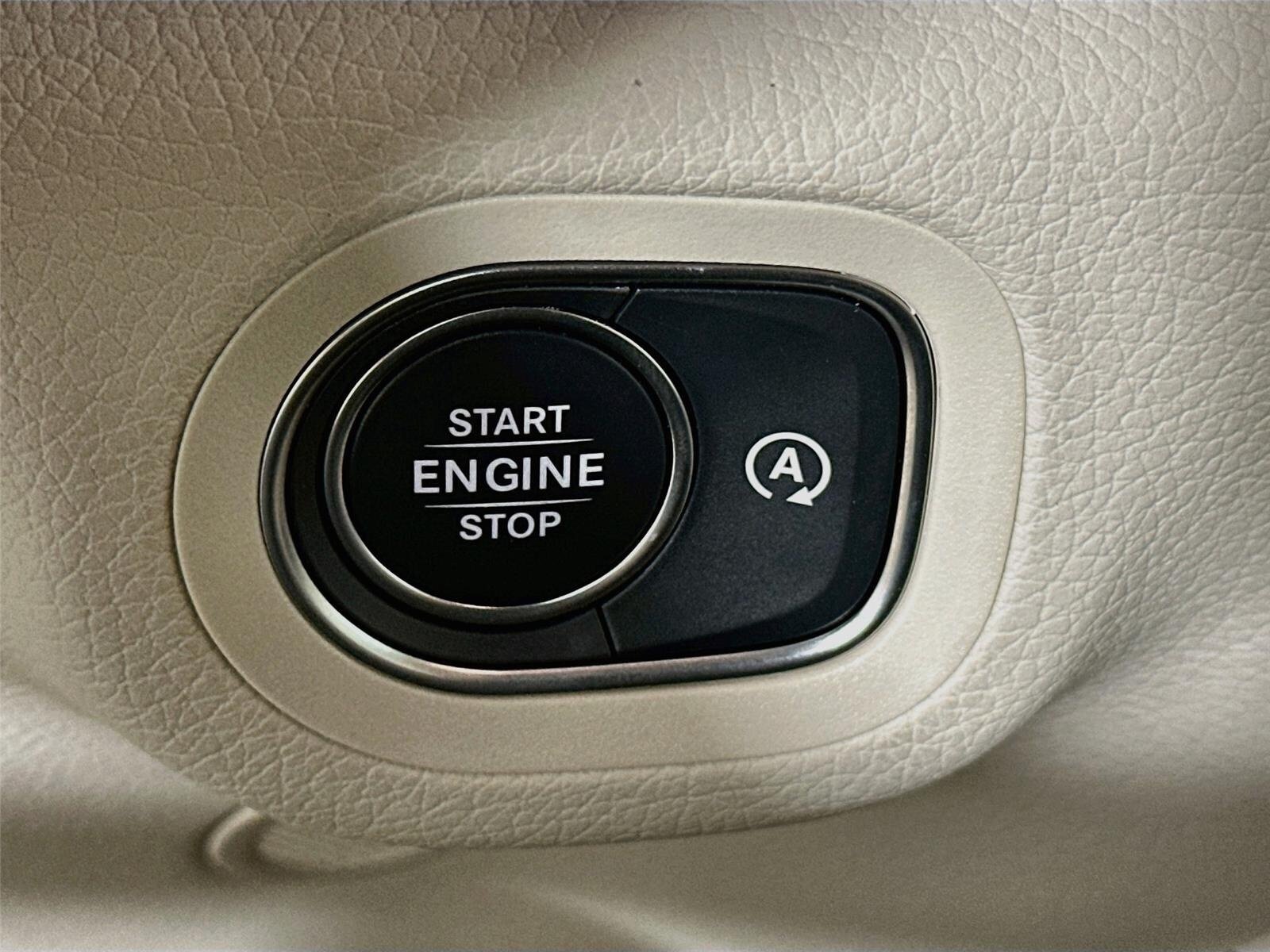 Certified 2026 Mercedes-Benz GLS 450 4MATIC image 16