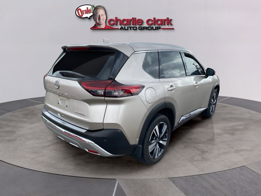 Used 2022 Nissan Rogue Platinum w/ Head-Up Display Package image 6