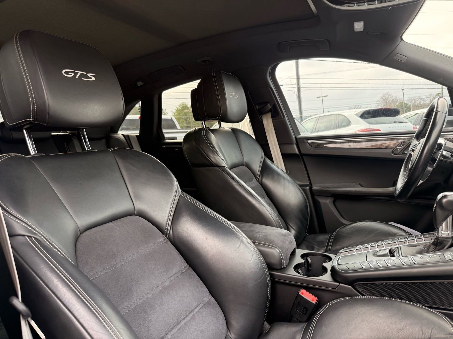 Used 2018 Porsche Macan GTS image 34