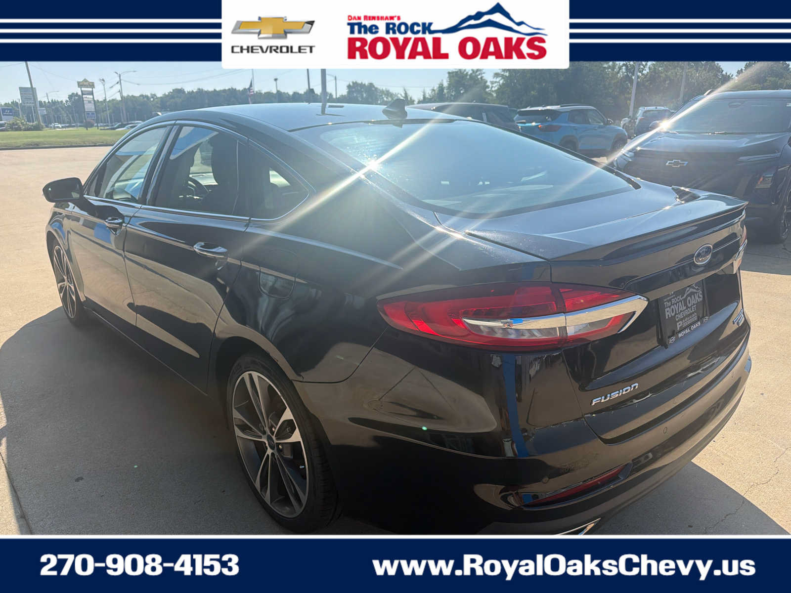 Used 2019 Ford Fusion Titanium AWD/4WD image 3