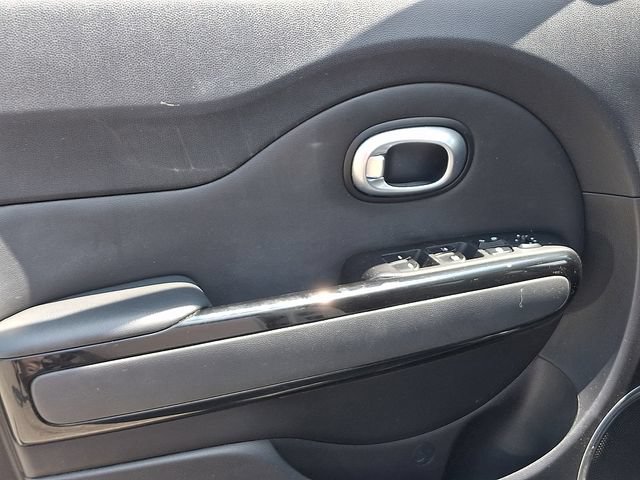 Used 2015 Kia Soul ! w/ Sun & Sound Package FWD image 21
