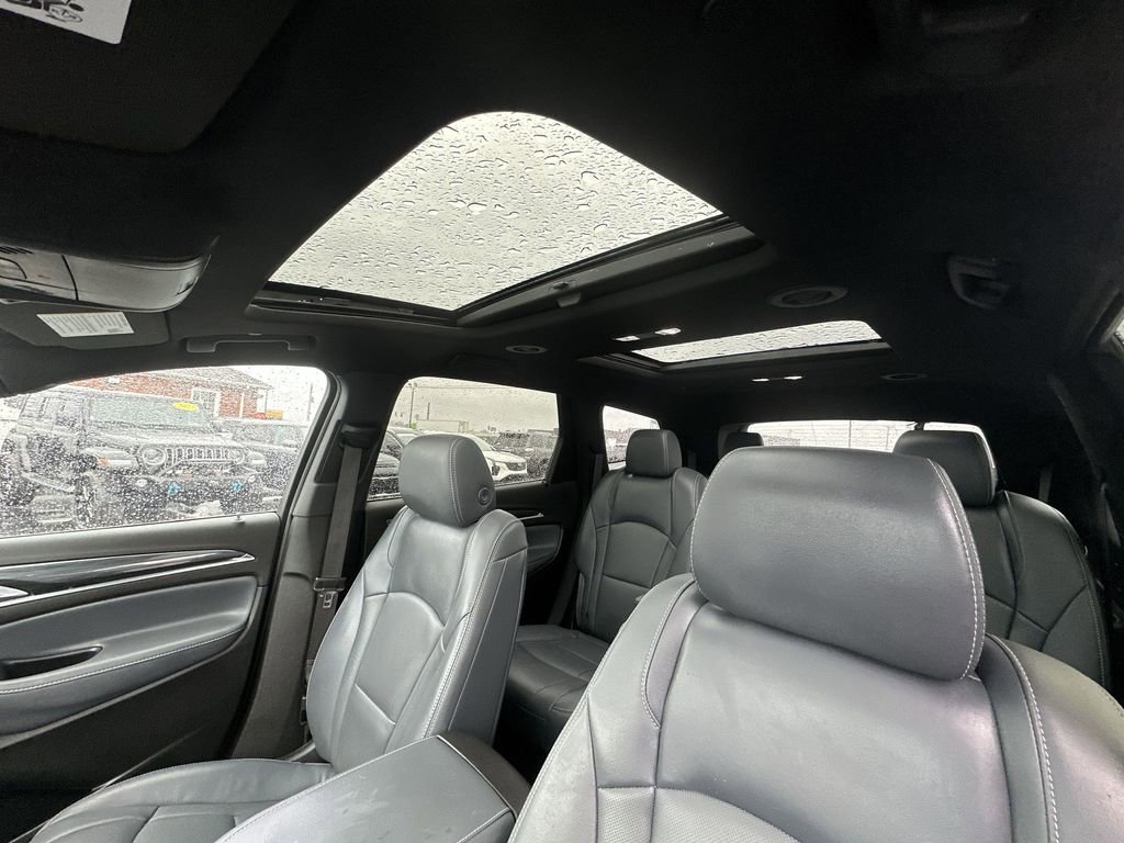 Used 2023 Buick Enclave Essence w/ Experience Buick Package image 21