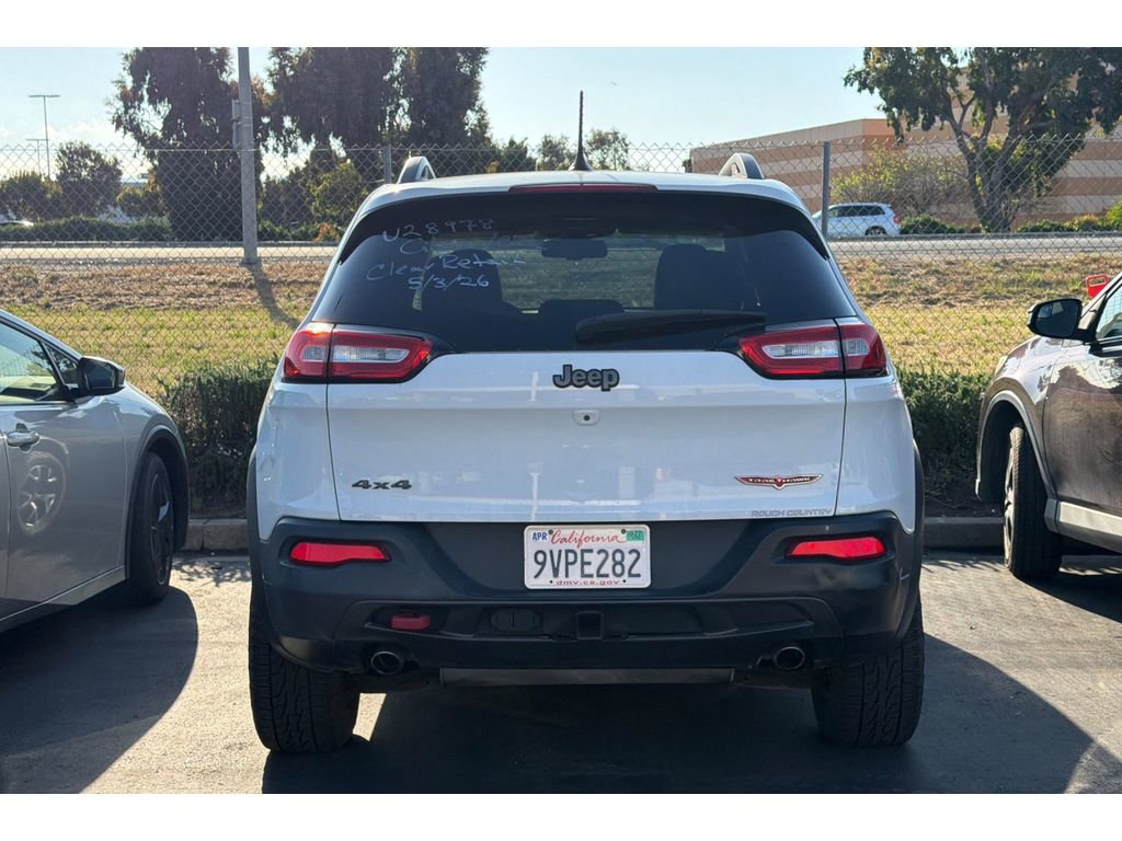 Used 2014 Jeep Cherokee Trailhawk w/ Comfort/Convenience Group AWD/4WD image 6