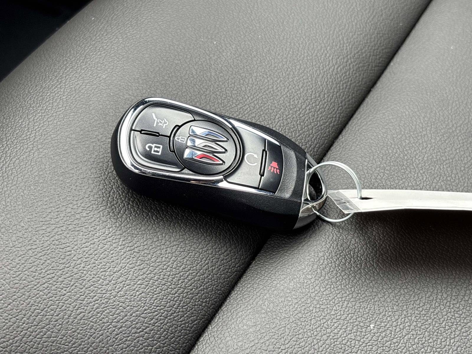 Certified 2024 Buick Envista Sport Touring w/ Convenience I Package image 36